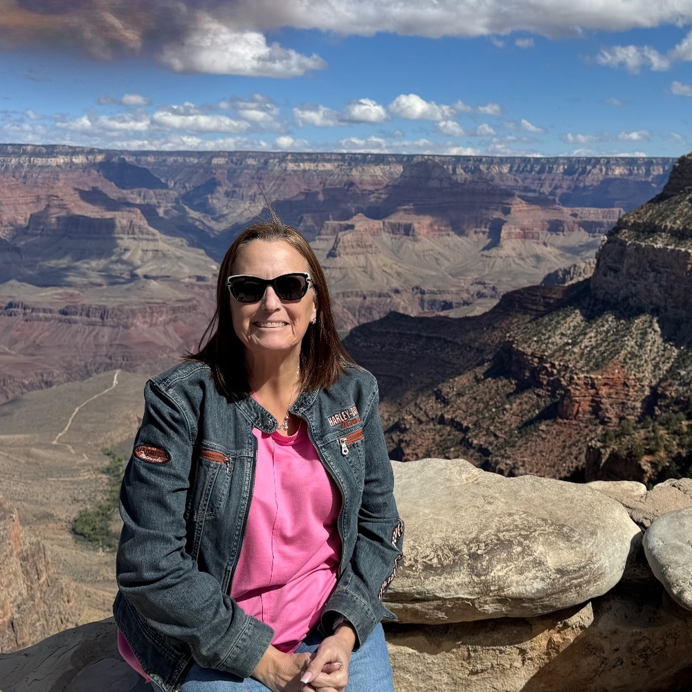 Meet your Posher, Jennifer